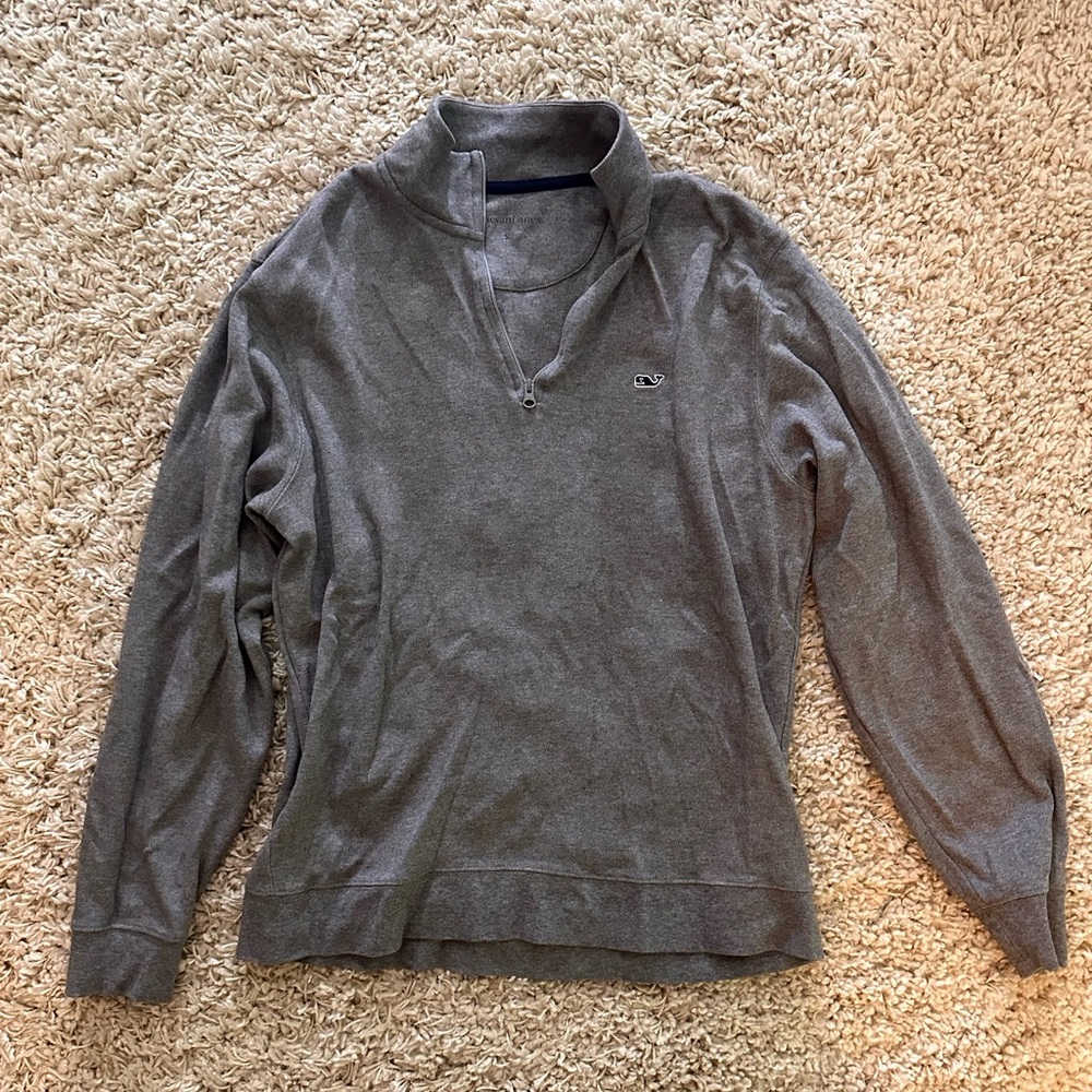 Gray vineyard vine quarter zip